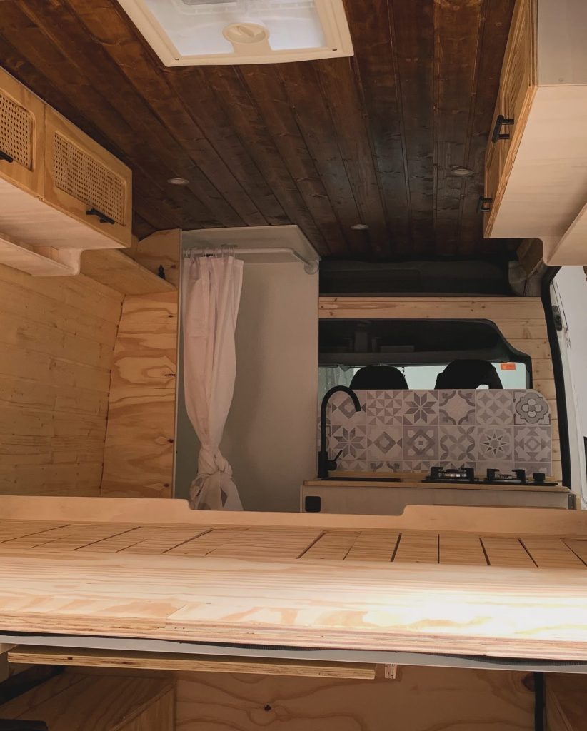 galería camper completa interior